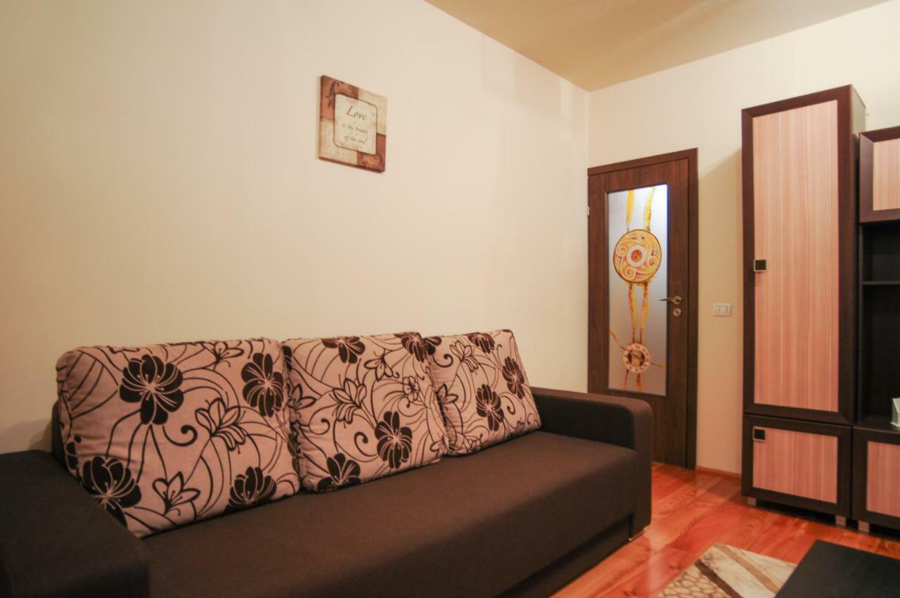 Appartamento Casa Di Luca Braşov Esterno foto