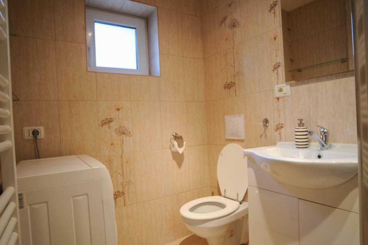 Appartamento Casa Di Luca Braşov Esterno foto